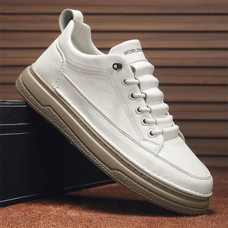 Tênis Casual Masculino em Couro Genuíno - Conforto e Estilo para o Seu Dia a Dia