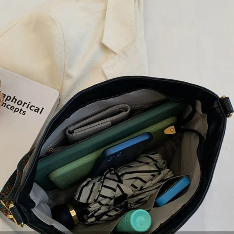 Bolsa Jani: Conforto e Estilo para Suas Aventuras Diárias