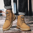 Bota Masculina de Couro Genuíno Sebastian - Conforto e Estilo para o Seu Dia a Dia