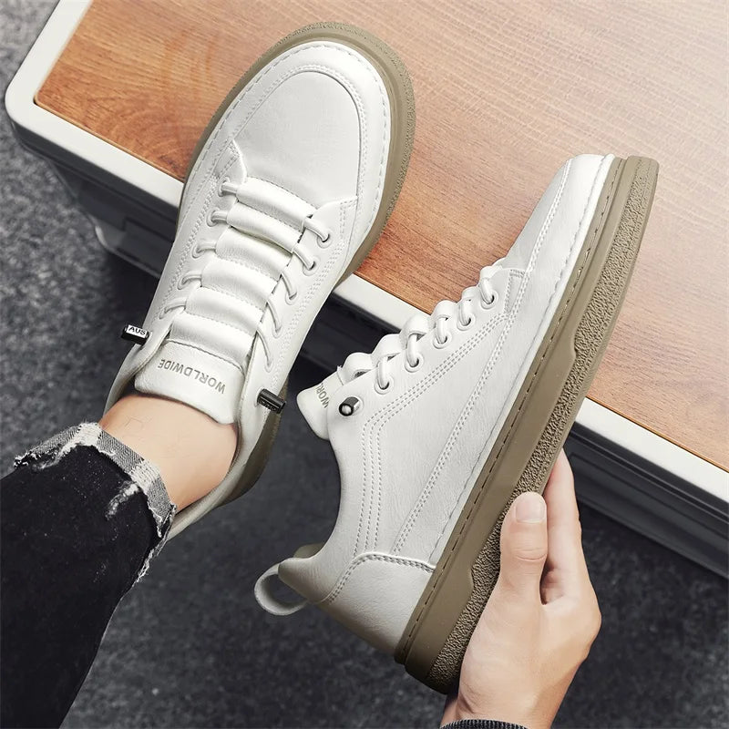 Conforto e Estilo: Tênis Masculino Casual em Couro Genuíno - Estevan Erican