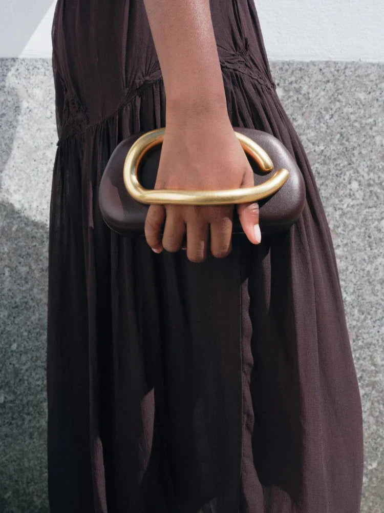 Clutch Crossbody Orgânica Lea – Conforto e Estilo em Qualquer Ocasião