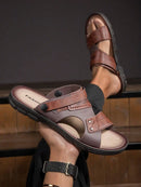 Sandália Masculina de Couro Marrom Cravejado
