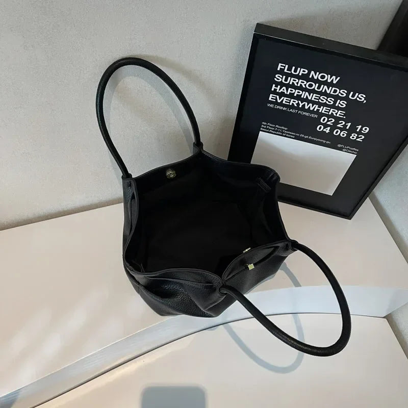 Bolsa Grande Iane: Estilo e Praticidade para o Seu Dia a Dia