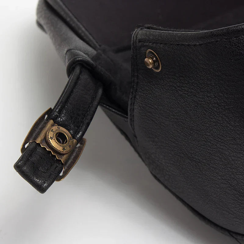 Boina Masculina de Couro Genuíno Theron - Estilo e Conforto para o Seu Dia a Dia