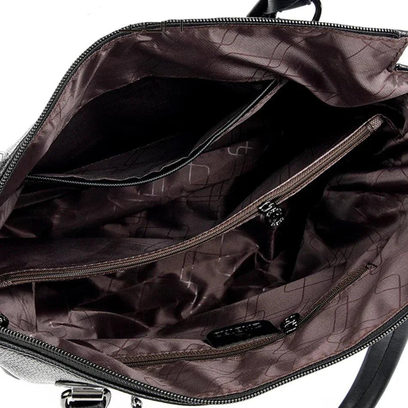 Bolsa Helena em Couro Legítimo: Estilo e Praticidade para o Dia a Dia