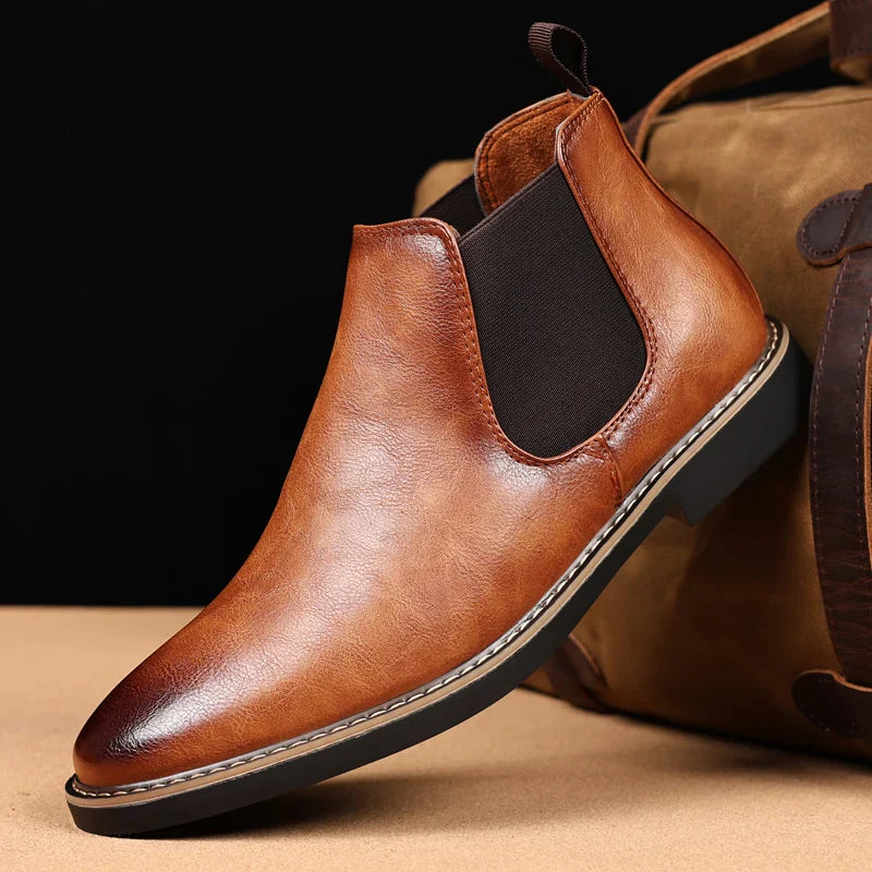 Bota Masculina de Couro Genuíno - Estilo e Conforto para o Dia a Dia