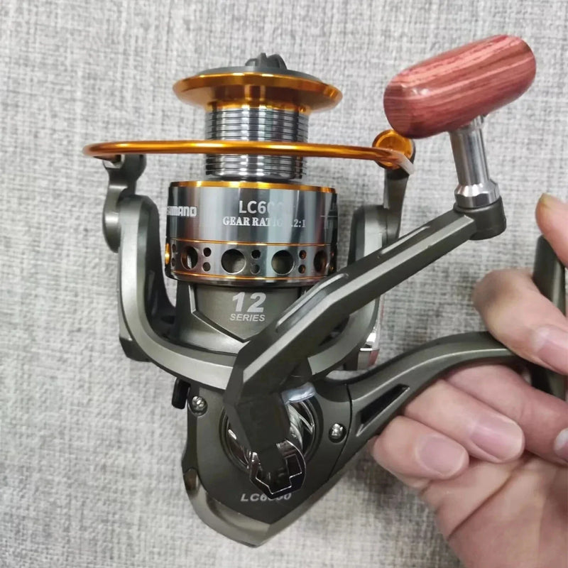 Molinete Shimano Com Drag de 10 kg e 12 Rolamentos Para Uma Pesca Eficiente e Confiável