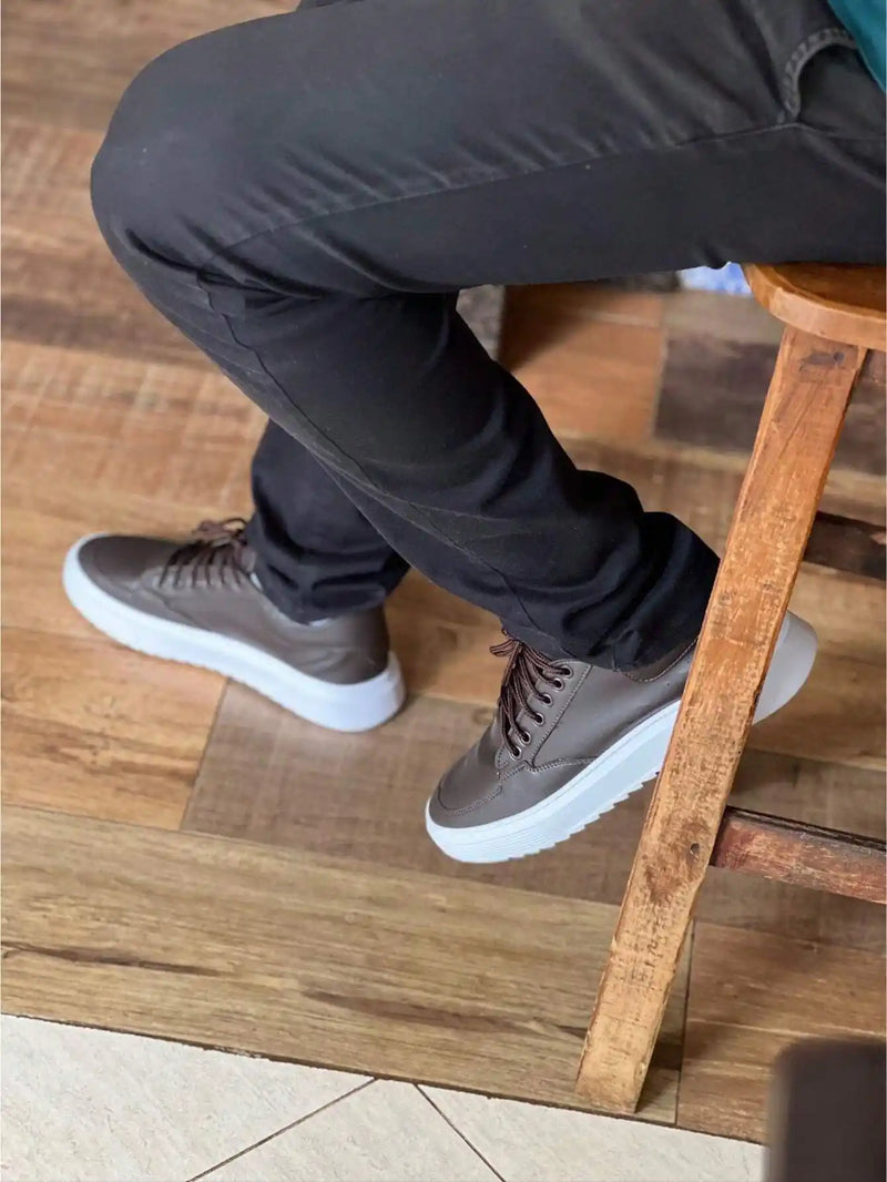 Tênis Masculino Casual Marrom Elegance