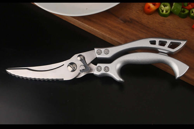 Tesoura de Cozinha Multifuncional em Aço Inoxidável para Facilitar Seu Dia a Dia