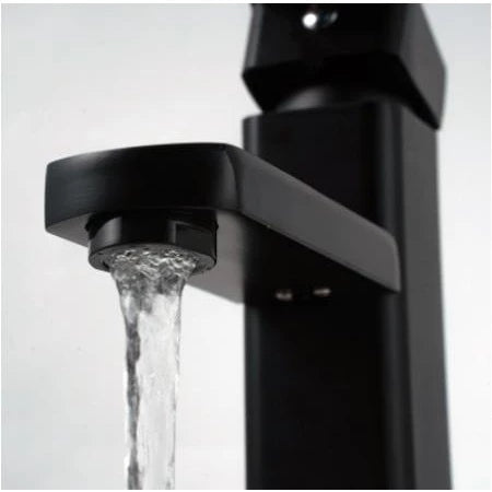 Torneira Quadrada Quente e Fria para Banheiro: Conforto e Praticidade na Sua Rotina