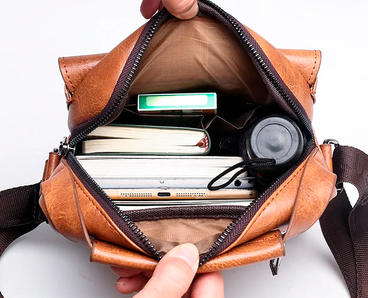 Mochila de Ombro em Couro Genuíno - Conforto e Estilo para o Seu Dia a Dia