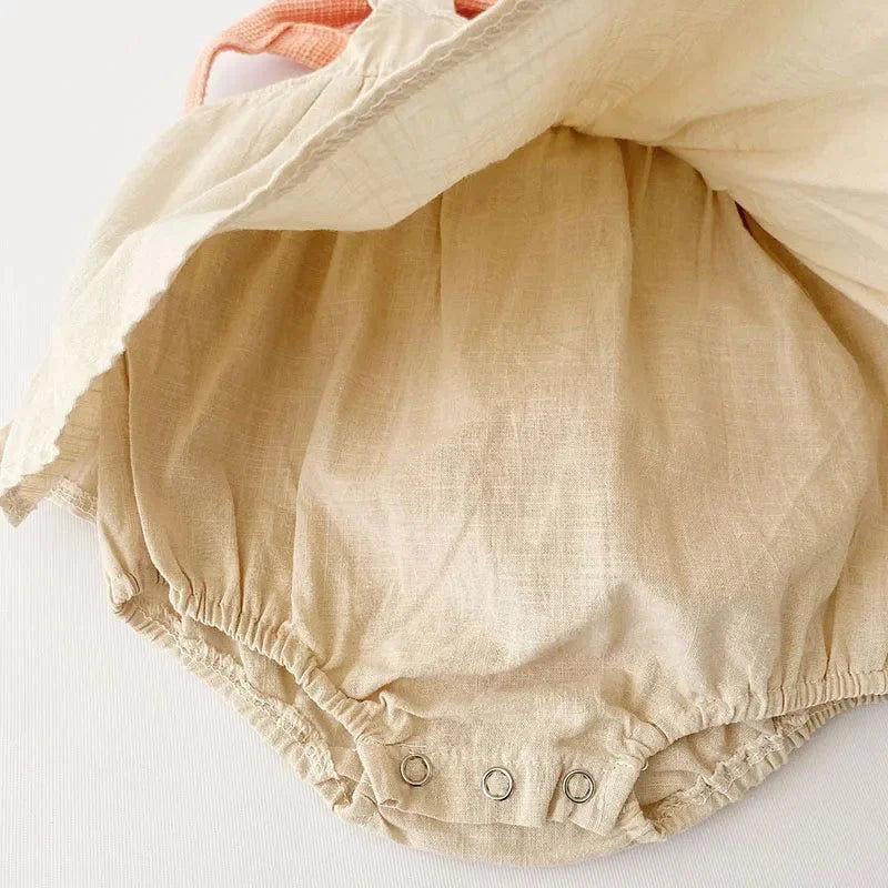 Body Infantil Madalena Conforto em Branco e Bege