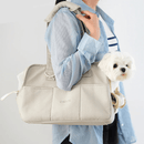 Bolsa de Transporte Elegante para Pets Pequenos - Conforto e Estilo em Cada Viagem