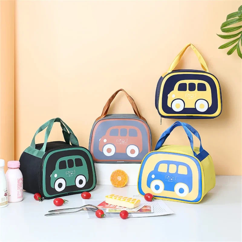 Bolsa Térmica Infantil Carro Lenogue - Conforto e Praticidade para Aventura