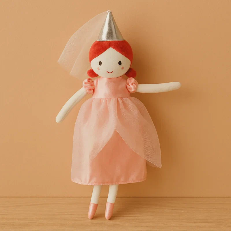 Boneca de Pano Marjorie Rosa: Conforto e Companhia para Brincadeiras Inesquecíveis