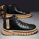 Bota Masculina Tratora Premium em Couro Genuíno - Conforto e Estilo para o Seu Dia a Dia