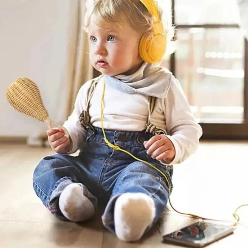 Brinquedo Sensorial Infantil em Rattan com Chocalho – Estímulos que Encantam e Desenvolvem