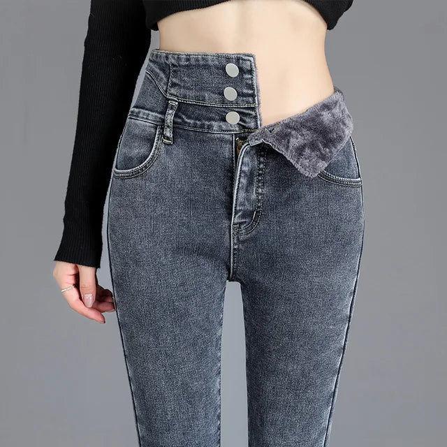 Calça Jeans Feminina Peluciada - Katy