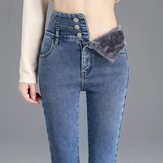 Calça Jeans Feminina Peluciada - Katy