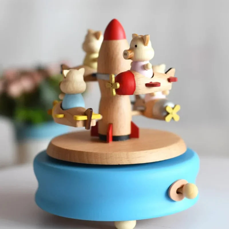 Carrossel Musical Azul em Forma de Avião para Encantar e Acalmar Seu Bebê