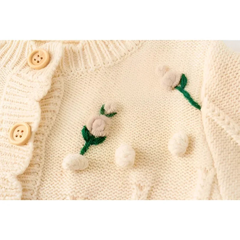 Casaco Infantil de Tricot Confortável em Bege e Azul para Aquecer com Estilo