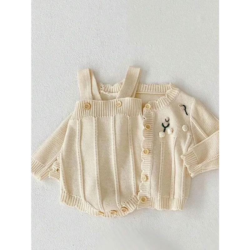 Casaco Infantil de Tricot Confortável em Bege e Azul para Aquecer com Estilo