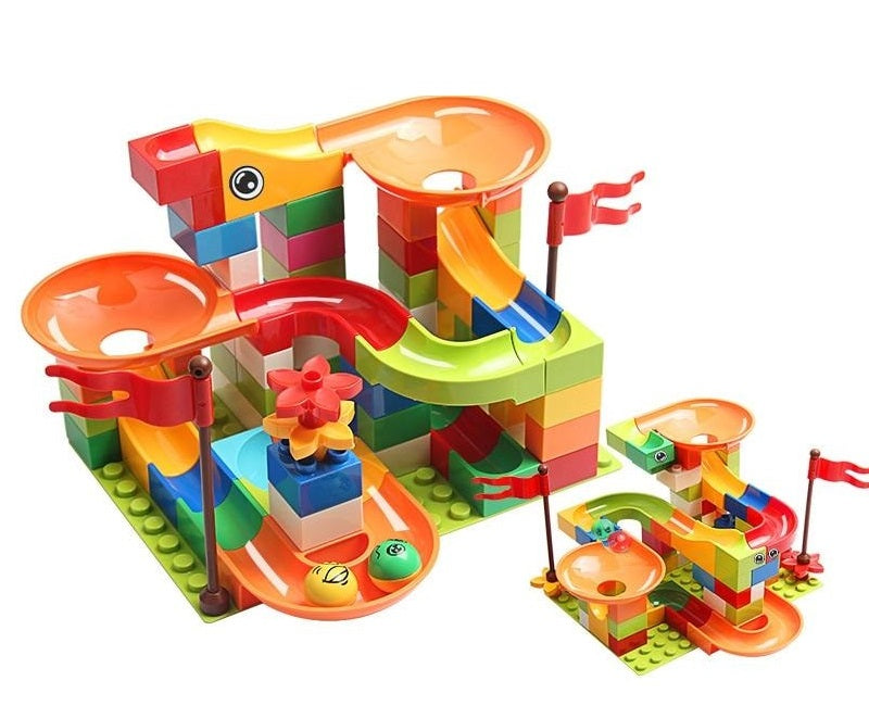 Castelo Divertido - Brinquedo que Estimula a Concentração e Coordenação das Crianças