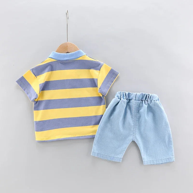 Conjunto Infantil Polo e Shorts Jeans para Verão Seguro e Confortável