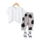 Conjunto de Verão Unissex Infantil: Camiseta e Shorts Confortáveis para Momentos de Liberdade