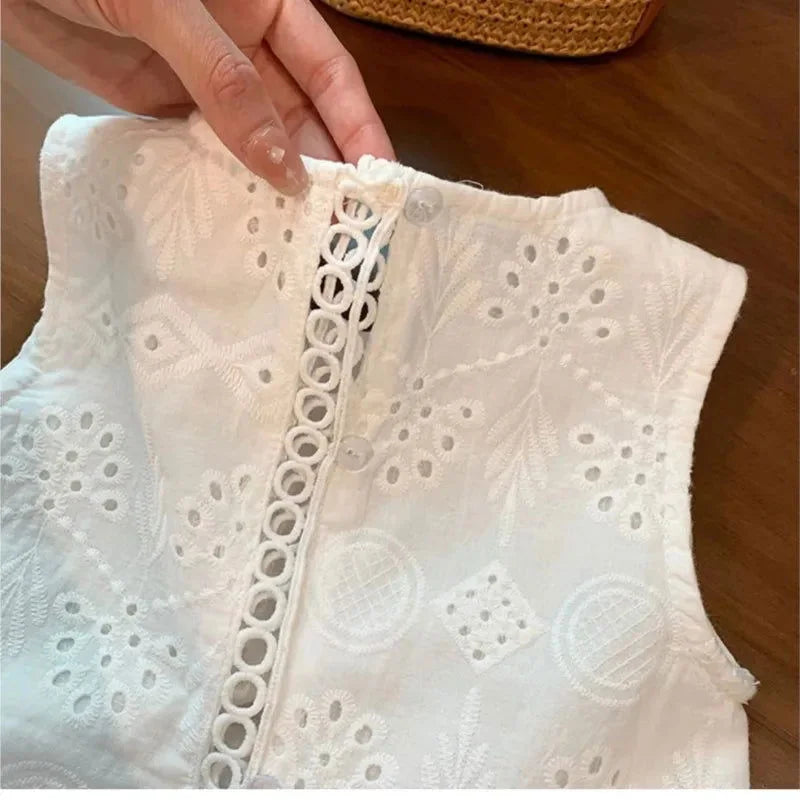 Conjunto Infantil Feminino Alice: Short e Blusa Branca para Conforto e Estilo