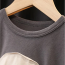 Conjunto Infantil Masculino Cinza: Estilo e Conforto para Aventura Diária