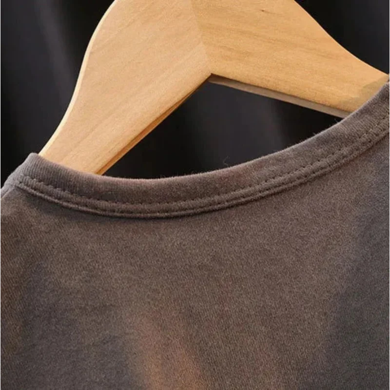 Conjunto Infantil Masculino Cinza: Estilo e Conforto para Aventura Diária