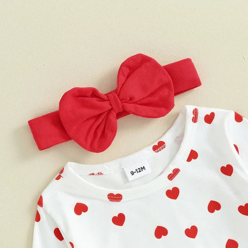 Conjunto Infantil Urso Bordado com Estampa de Coração - Conforto e Estilo para Pequenos