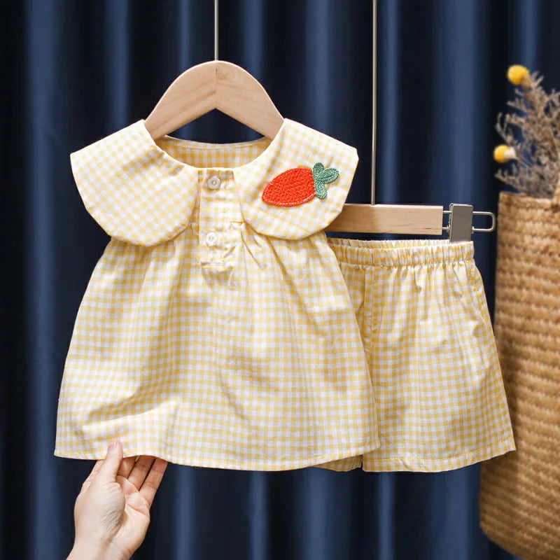 Conjunto Infantil Xadrez Amarelo com Bordado: Estilo e Conforto para Crianças