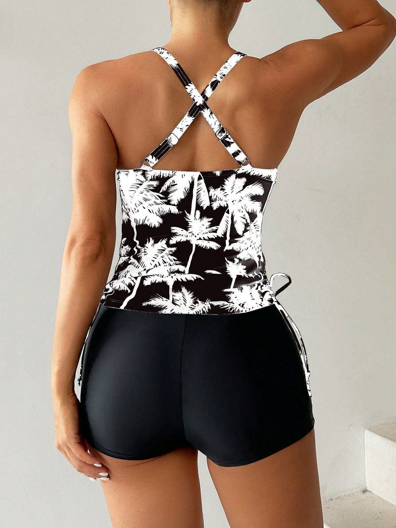 Conjunto Tankini com Top Halter e Shortinho