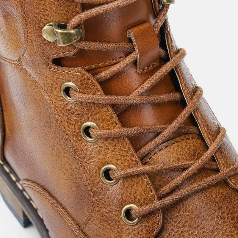 Bota Masculina de Couro Genuíno - Estilo e Conforto para o Seu Dia a Dia