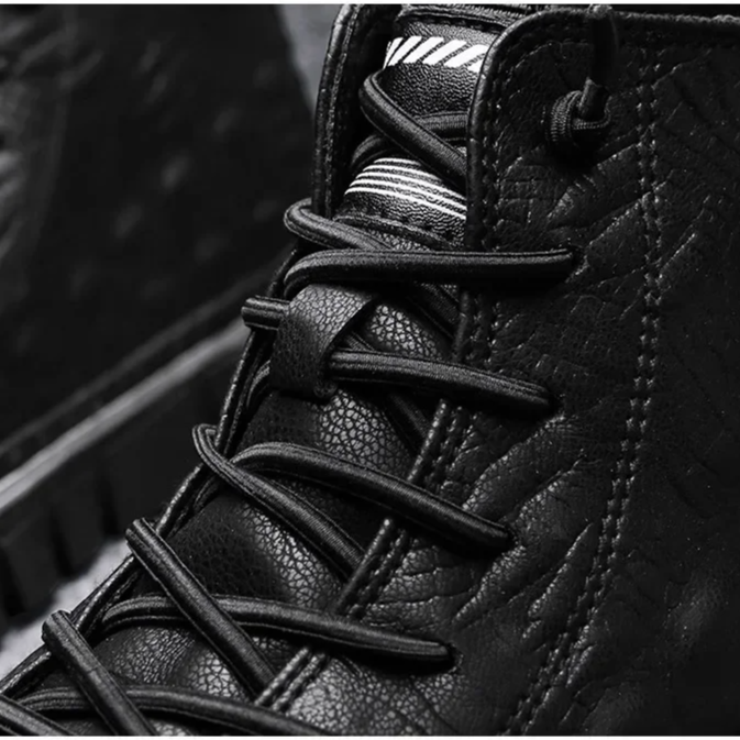 Bota Masculina de Couro Genuíno - Conforto e Estilo para o Seu Dia a Dia