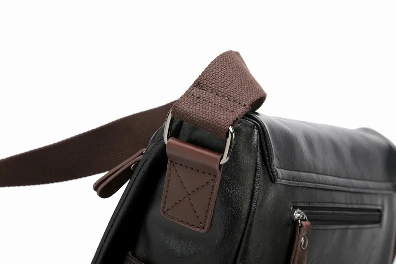 Bolsa Masculina em Couro Genuíno - Estilo e Praticidade Vitange
