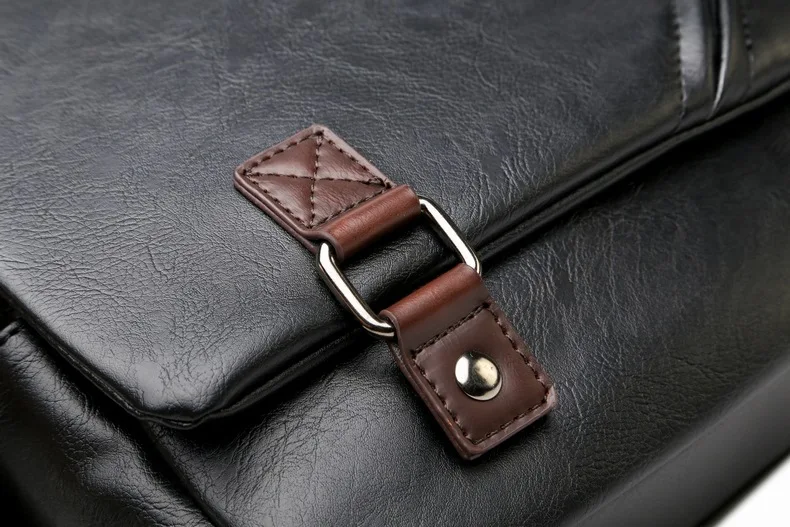 Bolsa Masculina em Couro Genuíno - Estilo e Praticidade Vitange