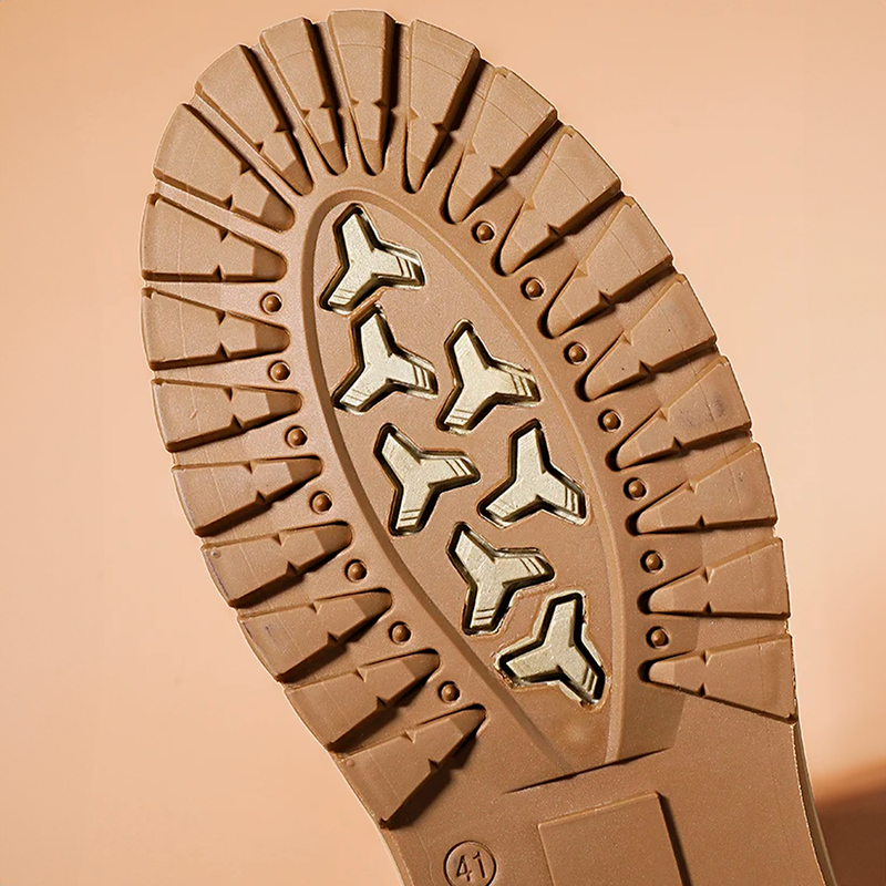 Bota Masculina de Couro Genuíno Sebastian - Conforto e Estilo para o Seu Dia a Dia