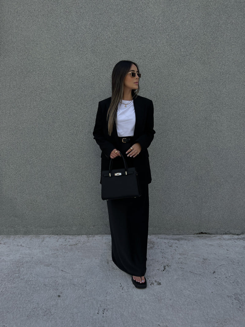 Bolsa Média Suzi – Praticidade e Estilo Para Seu Dia a Dia