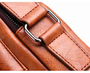 Mochila de Ombro em Couro Genuíno - Conforto e Estilo para o Seu Dia a Dia