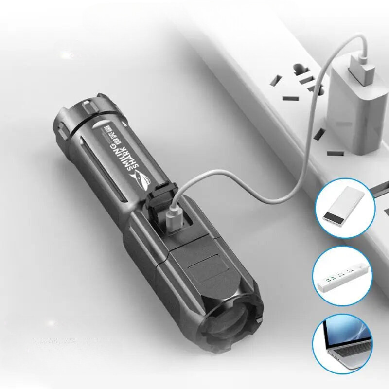 Lanterna Tática LED Recarregável: Iluminação Confiável e Impermeável para Aventuras Longas