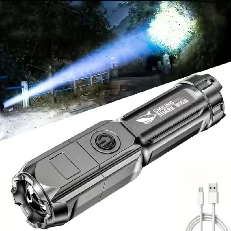 Lanterna Tática LED Recarregável: Iluminação Confiável e Impermeável para Aventuras Longas