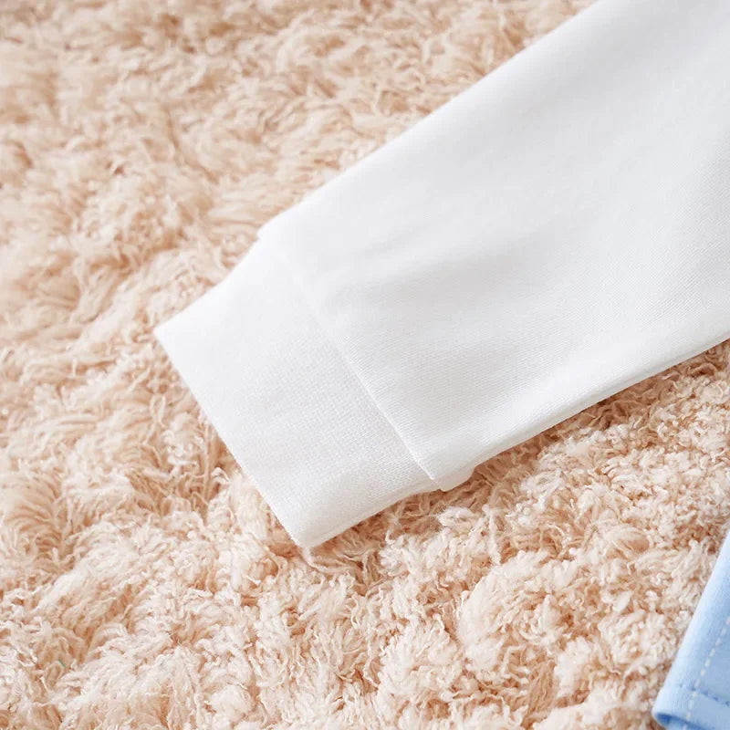 Macacão Infantil Gentleman em Algodão com Manga Longa e Gravata - Conforto e Estilo para Pequenos