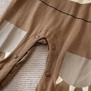 Macacão Infantil Urso Cartoon com Suspensórios e Orelhas 3D – Conforto e Alegria para o Dia a Dia