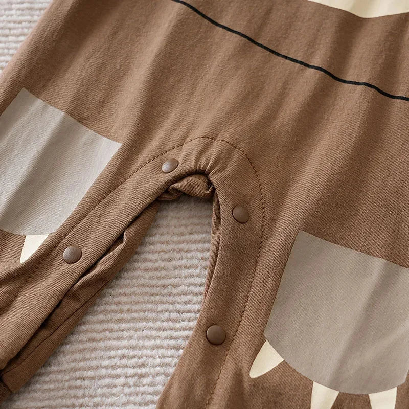 Macacão Infantil Urso Cartoon com Suspensórios e Orelhas 3D – Conforto e Alegria para o Dia a Dia