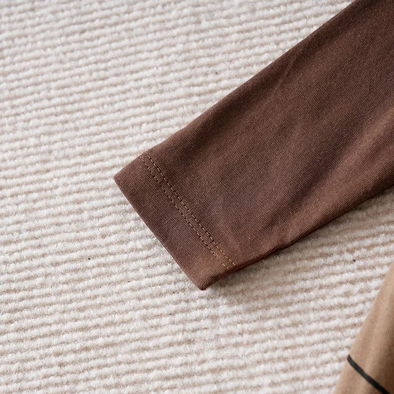 Macacão Infantil Urso Cartoon com Suspensórios e Orelhas 3D – Conforto e Alegria para o Dia a Dia