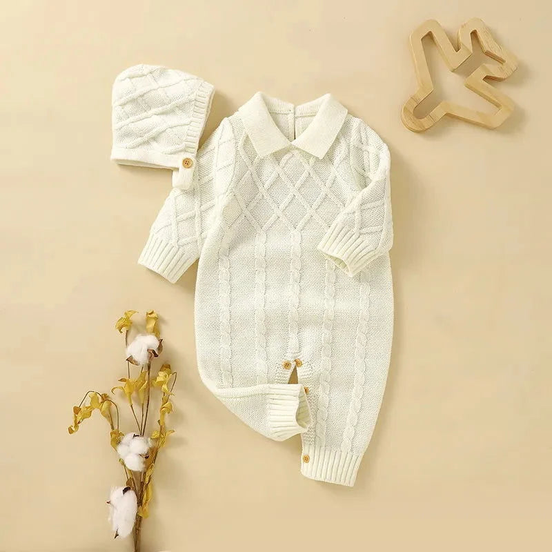 Macacão Romper Infantil em Tricot Bege – Conforto e Estilo para os Pequenos