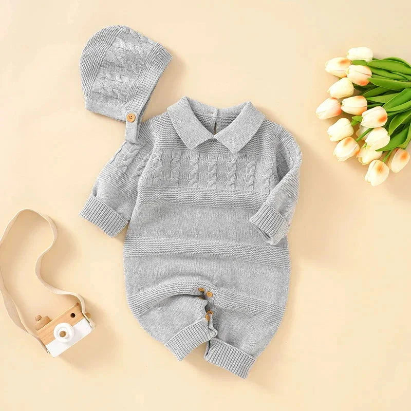 Macacão Romper Infantil em Tricot Bege – Conforto e Estilo para os Pequenos